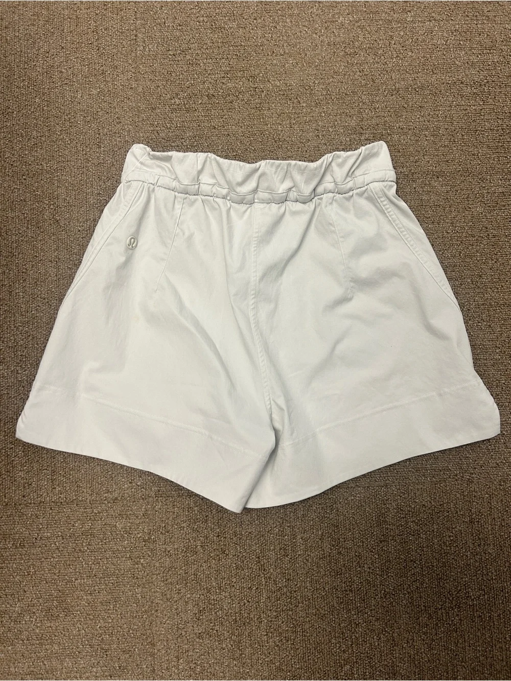Lululemon Cinchable Waist High-Rise Woven Short 3.5